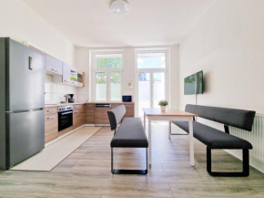 RAJ Living - 3 Zimmer Wohnungen mit Balkon - 15 Min zur Messe DUS